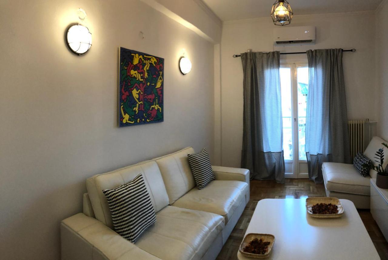 Cosy Apartment In Metaxourgeio Atenas Exterior foto
